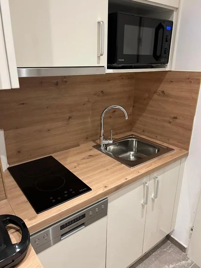 Apartment Near Metro & Netflix Wien